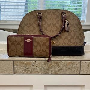 Coach purse and wallet